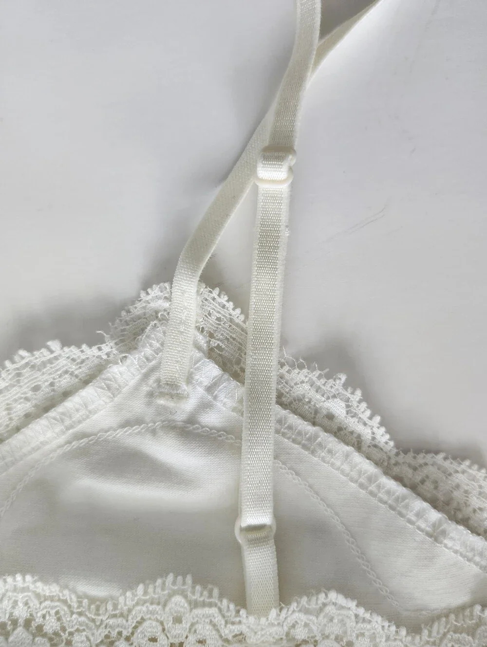 New Cream Lace-Trim Cami Top - Picture 4 of 7
